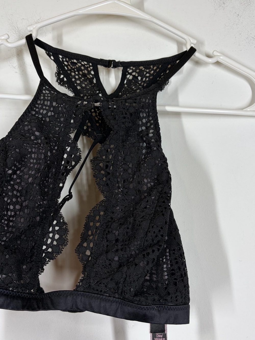Victoria’s Secret High Neck Halter Lace Bralette Size Small - Picture 4 of 6